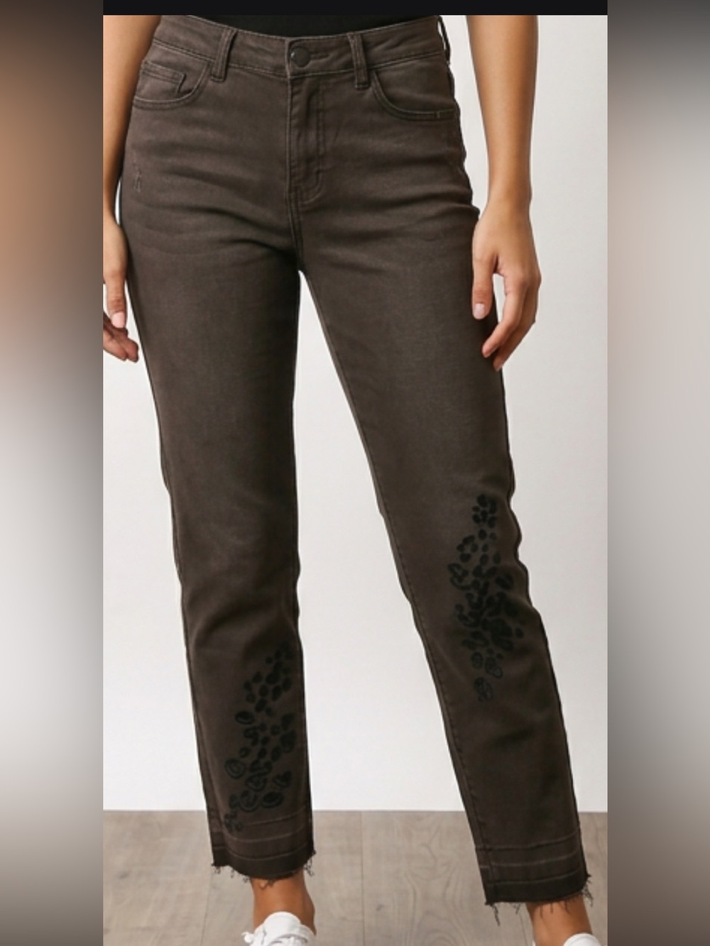 DG2 Diane Gilman Stretch Crop Jean Released Hem Embroidery Animal Print NWT 2